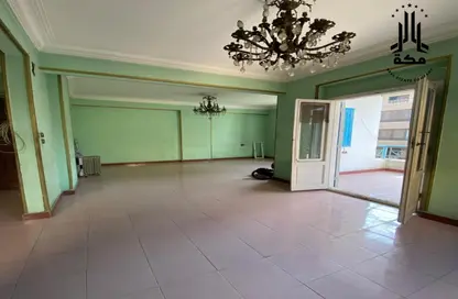 Apartment - 3 Bedrooms - 2 Bathrooms for sale in Salah Salem St. - Roxy - Heliopolis - Masr El Gedida - Cairo