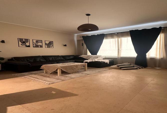 8233124 - Property Main Image