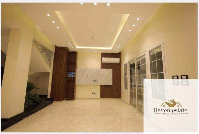 8399676 - Property Image 3