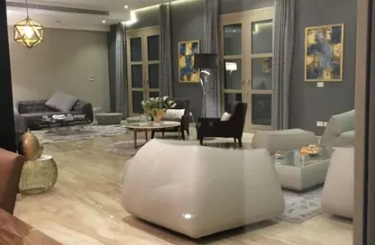 فيلا - 4 غرف نوم - 5 حمامات للبيع في الجريا - كمبوندات الشيخ زايد - الشيخ زايد - الجيزة