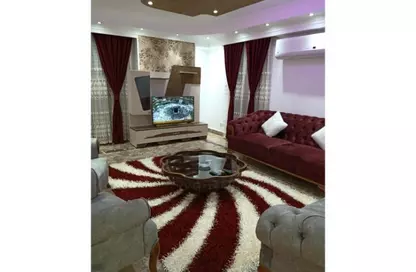 Apartment - 3 Bedrooms - 3 Bathrooms for rent in Kabol St. - 6th Zone - Nasr City - Cairo