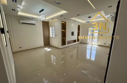 (بنتهاوس  (روف - 3 غرف نوم - 3 حمامات للايجار في ماونتن فيو هايد بارك - كمبوندات التجمع الخامس - التجمع الخامس - مدينة القاهرة الجديدة - القاهرة