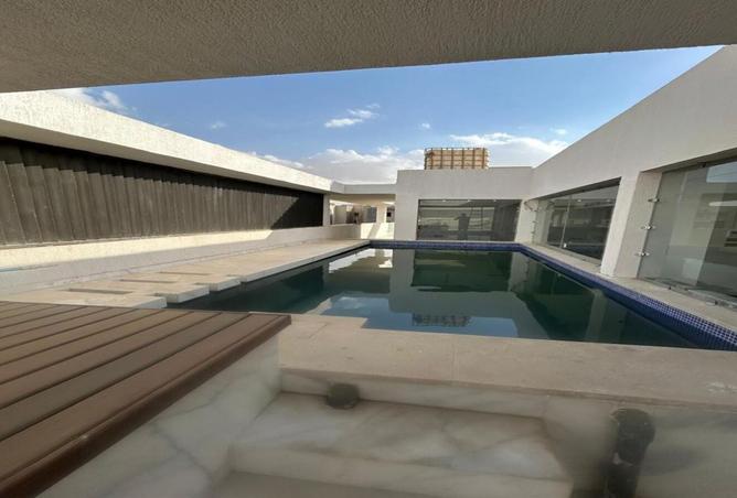 8073370 - Property Image 3