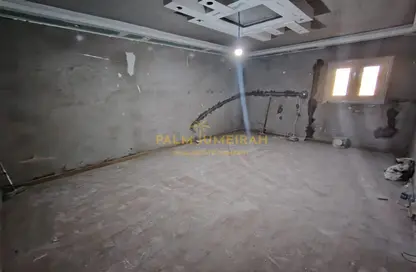 Apartment - 3 Bedrooms - 2 Bathrooms for sale in Gamal Abdel Nasser St. - El Mandara - Hay Than El Montazah - Alexandria