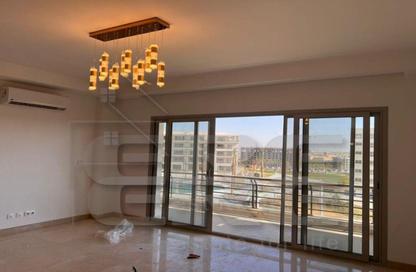 Apartment - 2 Bedrooms - 3 Bathrooms for sale in The Fourteen Golf Residences - Uptown Cairo - Mokattam - Cairo