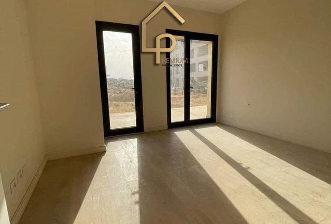 8176931 - Property Image 2