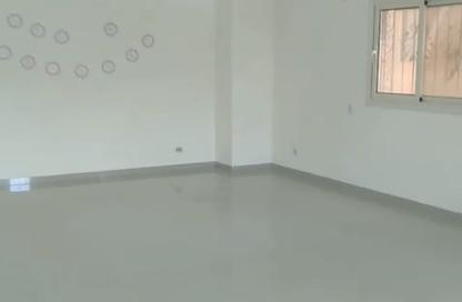 شقة - 3 غرف نوم - 2 حمامات للايجار في محور مصطفي كامل - التجمع الاول - مدينة القاهرة الجديدة - القاهرة