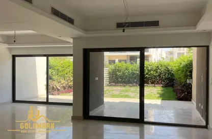 فيلا - 4 غرف نوم - 4 حمامات للايجار في مون ريزيدنس - فيفث سكوير - التجمع الخامس - مدينة القاهرة الجديدة - القاهرة