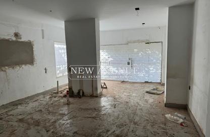Retail - Studio - 2 Bathrooms for sale in Degla Square - Degla - Hay El Maadi - Cairo