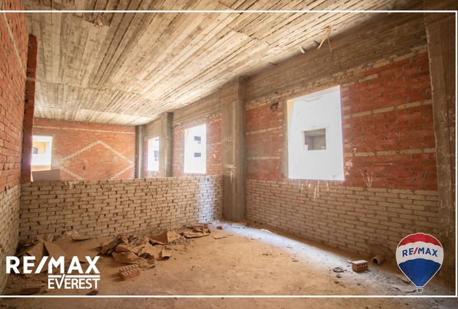8123597 - Property Image 2