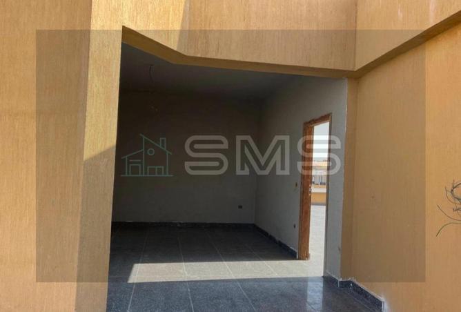 8293840 - Property Image 2