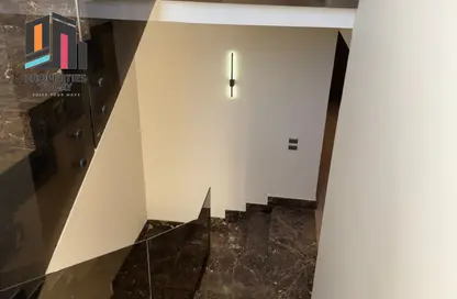 منزل مزدوج - 4 غرف نوم - 4 حمامات للايجار في نيو جيزة - طريق مصر اسكندرية الصحراوي - مدينة 6 أكتوبر - الجيزة