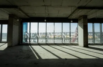 Office Space - Studio - 2 Bathrooms for sale in Golden Gate - South Teseen St. - The 5th Settlement - New Cairo City - Cairo Office Space - Studio - 2 Bathrooms for sale in Golden Gate - South Teseen St. - The 5th Settlement - New Cairo City - Cairo