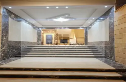 Apartment - 3 Bedrooms - 2 Bathrooms for sale in 8th District - Sheikh Zayed City - Giza