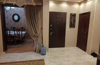 شقة - 4 غرف نوم - 2 حمامات للبيع في الياسمين 1 - الياسمين - مدينة القاهرة الجديدة - القاهرة
