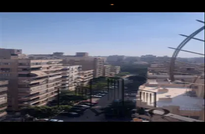 Apartment - 2 Bedrooms - 1 Bathroom for sale in Abd Al Azeem Zaher St. - 6th Zone - Nasr City - Cairo