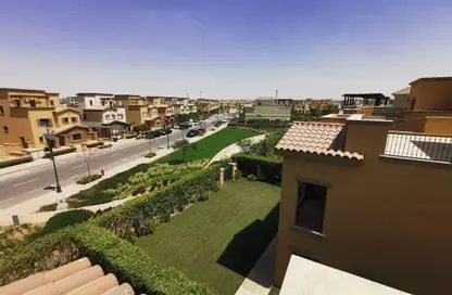 Villa - 3 Bedrooms - 3 Bathrooms for sale in Mivida - 5th Settlement Compounds - The 5th Settlement - New Cairo City - Cairo