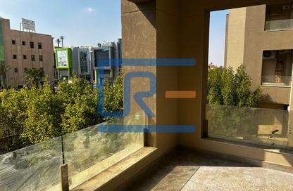 شقة - 2 غرف نوم - 2 حمامات للايجار في ذا فيلدج - المستثمرين الجنوبية - مدينة القاهرة الجديدة - القاهرة