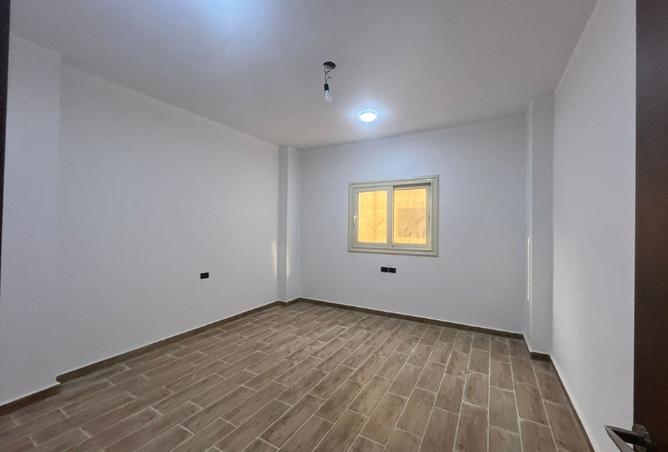8086864 - Property Image 2