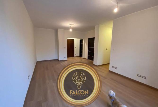 8053228 - Property Image 2