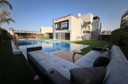 Villa - 5 Bedrooms - 6 Bathrooms for sale in Al Karma 4 - Sheikh Zayed Compounds - Sheikh Zayed City - Giza