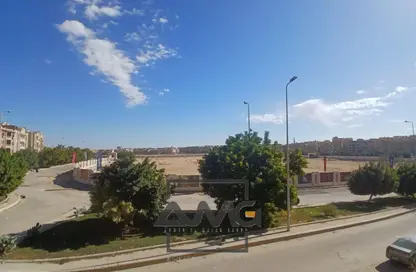 شقة - 3 غرف نوم - 2 حمامات للبيع في جاليريا  مون فالى - المستثمرين الجنوبية - مدينة القاهرة الجديدة - القاهرة