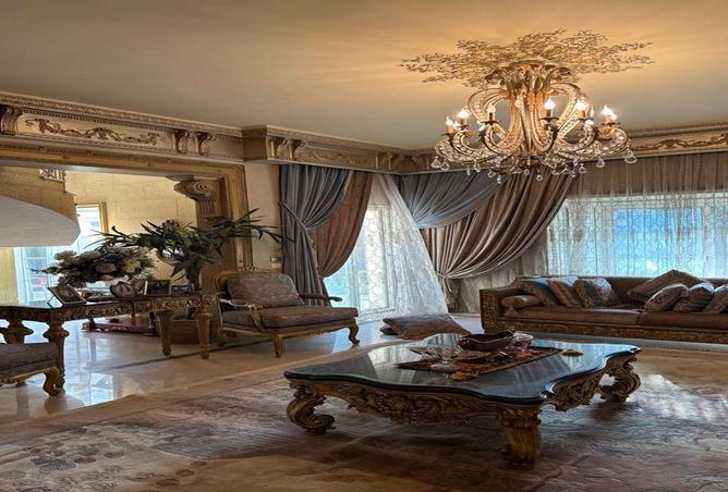 8330070 - Property Image 3