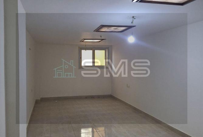 8240019 - Property Image 3