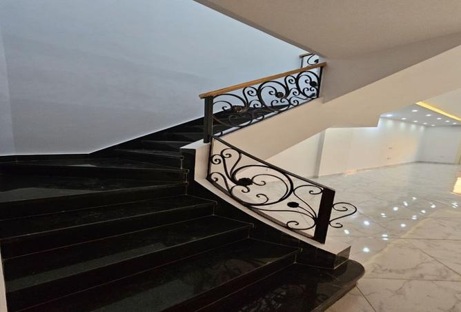 7995990 - Property Image 3