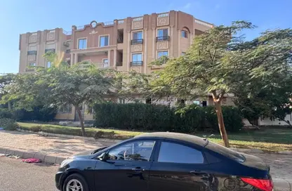 Apartment - 3 Bedrooms - 2 Bathrooms for sale in 2nd Neighborhood - 3rd Area - Shorouk City - Cairo