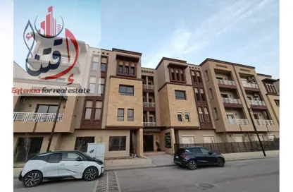 Apartment - 3 Bedrooms - 3 Bathrooms for sale in Green 5 - 6 October Compounds - 6 October City - Giza