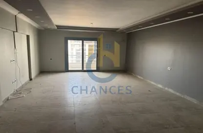 Apartment - 3 Bedrooms - 2 Bathrooms for sale in Bavaria Town - Zahraa El Maadi - Hay El Maadi - Cairo