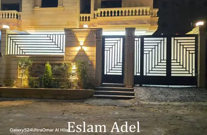 شقة - 4 غرف نوم - 3 حمامات للبيع في حدائق الاهرام - الجيزة