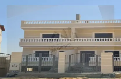 Villa - 5 Bedrooms - 3 Bathrooms for sale in Palm Villa - Al Wahat Road - 6 October City - Giza