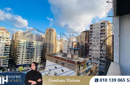 Apartment - 2 Bedrooms - 1 Bathroom for sale in El Mandara - Hay Than El Montazah - Alexandria