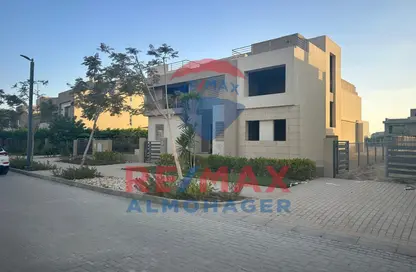 فيلا - 5 غرف نوم - 6 حمامات للبيع في ذا كراون - طريق مصر اسكندرية الصحراوي - مدينة 6 أكتوبر - الجيزة
