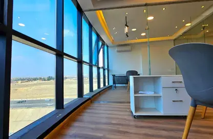 Office Space - Studio - 1 Bathroom for rent in Rayhanah Plaza - Zahraa El Maadi - Hay El Maadi - Cairo