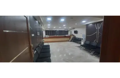Office Space - Studio - 4 Bathrooms for sale in Al Mostakbal St. - 2nd District - Sheikh Zayed City - Giza