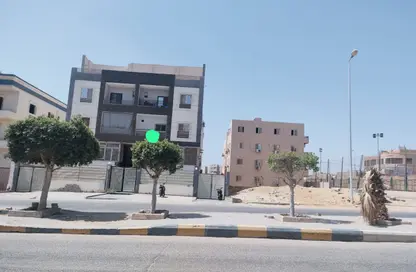 شقة - 3 غرف نوم - 2 حمامات للبيع في شارع 13 - الحي الثالث عشر - الشيخ زايد - الجيزة