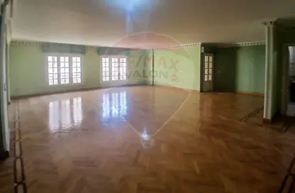 Apartment - 4 Bedrooms - 3 Bathrooms for sale in Janaklees - Hay Sharq - Alexandria