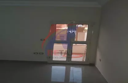 Apartment - 4 Bedrooms - 2 Bathrooms for sale in El Yasmeen 6 - El Yasmeen - New Cairo City - Cairo