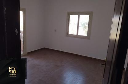 Apartment - 4 Bedrooms - 2 Bathrooms for rent in El Yasmeen 1 - El Yasmeen - New Cairo City - Cairo