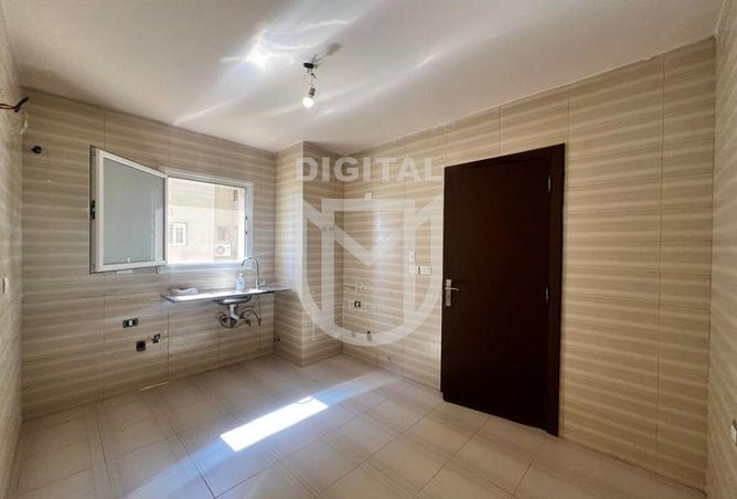 8168836 - Property Image 3