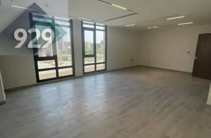 Office Space - Studio - 2 Bathrooms for rent in District 5 - 5th Settlement Compounds - The 5th Settlement - New Cairo City - Cairo