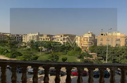 شقة - 3 غرف نوم - 3 حمامات للبيع في شارع دكتور محمد يوسف - البنفسج 7 - البنفسج - مدينة القاهرة الجديدة - القاهرة