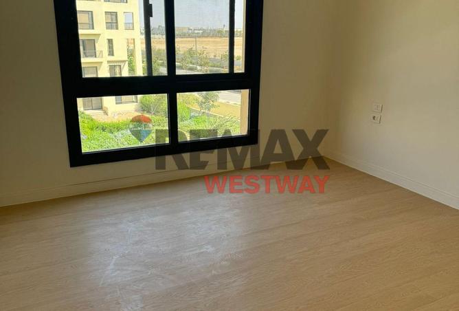 8371011 - Property Image 2