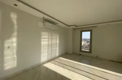 شقة - 2 غرف نوم - 2 حمامات للايجار في كمبوند فيلدج جاردن القطامية - كمبوندات التجمع الخامس - التجمع الخامس - مدينة القاهرة الجديدة - القاهرة