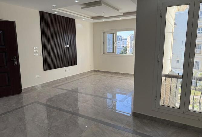 8451396 - Property Image 3