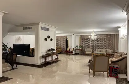 Duplex - 3 Bedrooms - 4 Bathrooms for sale in Beverly Hills - Sheikh Zayed Compounds - Sheikh Zayed City - Giza