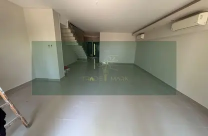 Townhouse - 3 Bedrooms - 4 Bathrooms for rent in Hyde Park - New Cairo City - Cairo